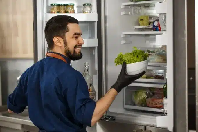 Chef-with-lettuce-scaled-e1685021496601.jpeg