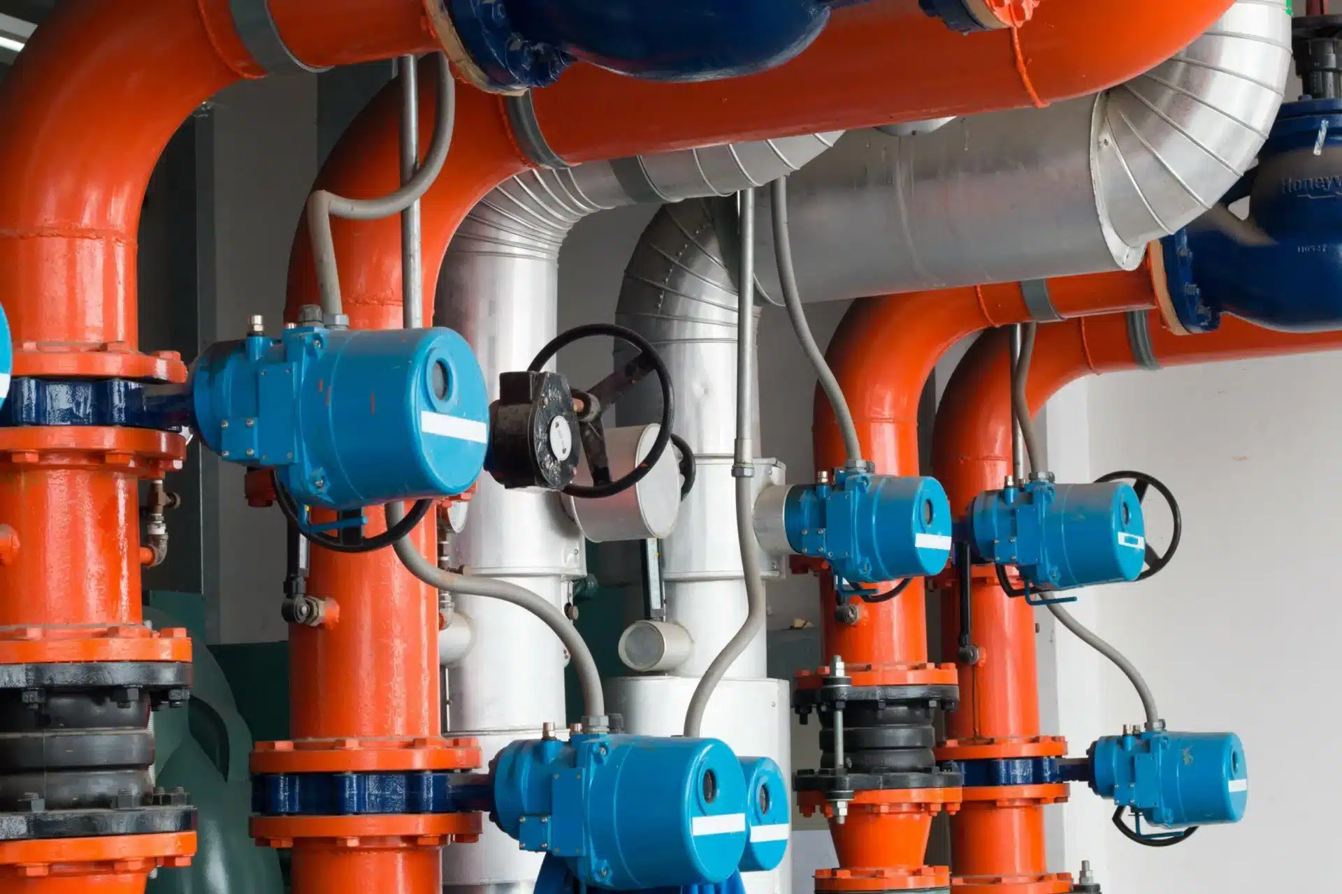 Industrial-refrigerantion-piping-scaled.jpeg